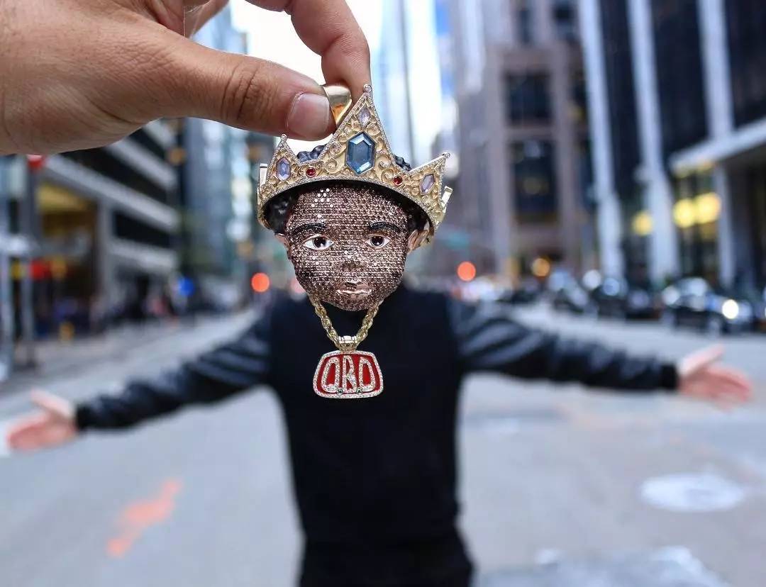 拒绝暴发户标签，大金链子也挤入潮流界争宠了