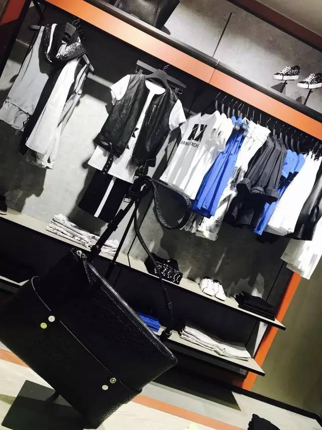 阿玛尼上新活动,阿玛尼新店开业