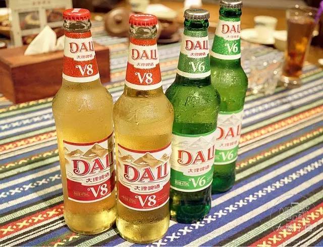 吃菌子中毒的小人是什么样子,吃菌子看见的小人是真实存在的吗