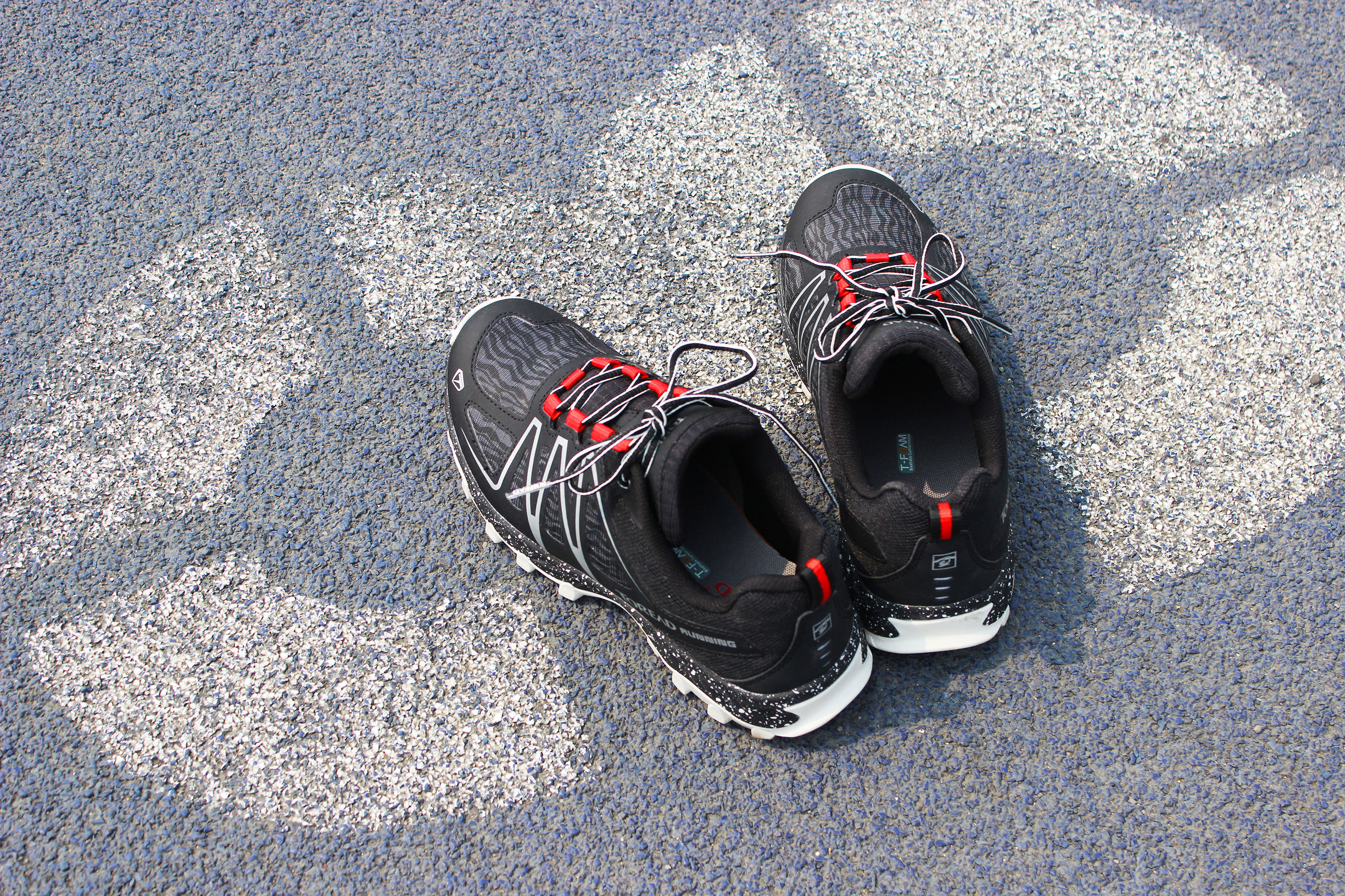 正品探路者越野跑鞋,探路者防滑耐磨跑鞋