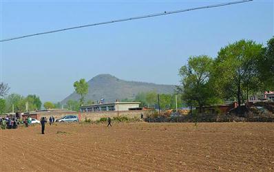 朝阳：女主人和*夫情**被杀？监控拍下“幽灵”