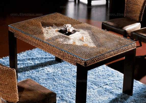 饭厅比较小适合什么样的餐桌,客餐厅一体的长方形餐桌怎么摆放