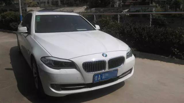 宝马5系冷却水箱更换,宝马5系f18换水箱