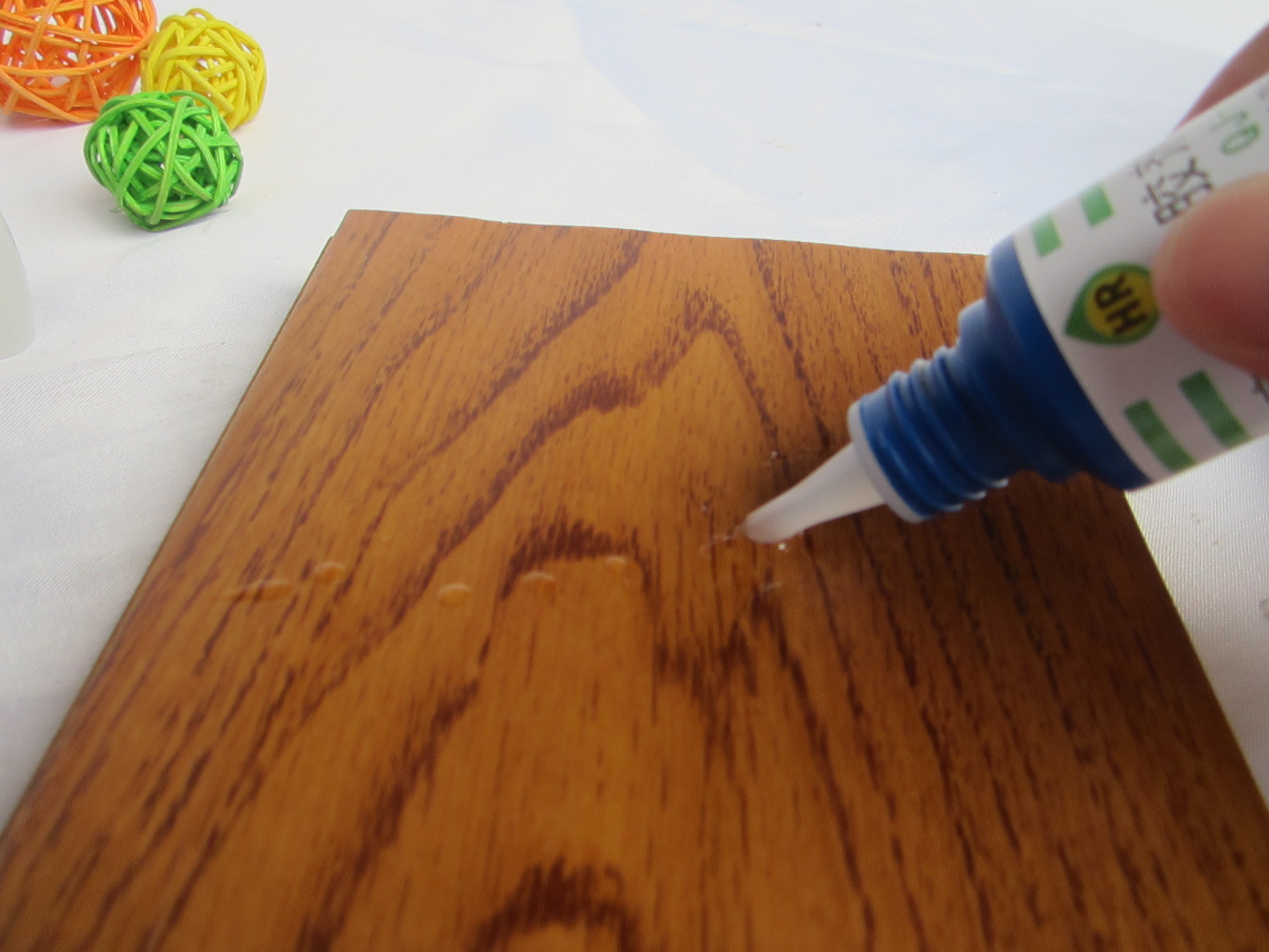 502胶水怎么去除掉,502胶水怎么洗掉最简单的方法