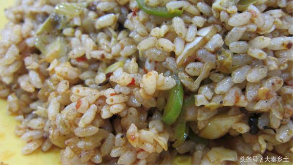 又到了一年一度的小龙虾盛宴了大家如何在家吃到小龙虾？西安这条街美食秒杀回民街统统吃一遍才过瘾？