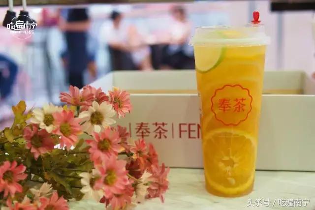 南宁火爆的网红奶茶,南宁9.9元2杯网红奶茶