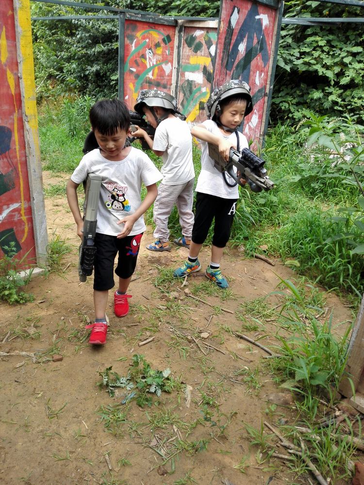 幼儿园毕业班夏令营活动,幼儿园大班毕业夏令营走进小学