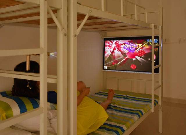 孩子考上名校赞家长教子有方,鼓励孩子考上大学的画