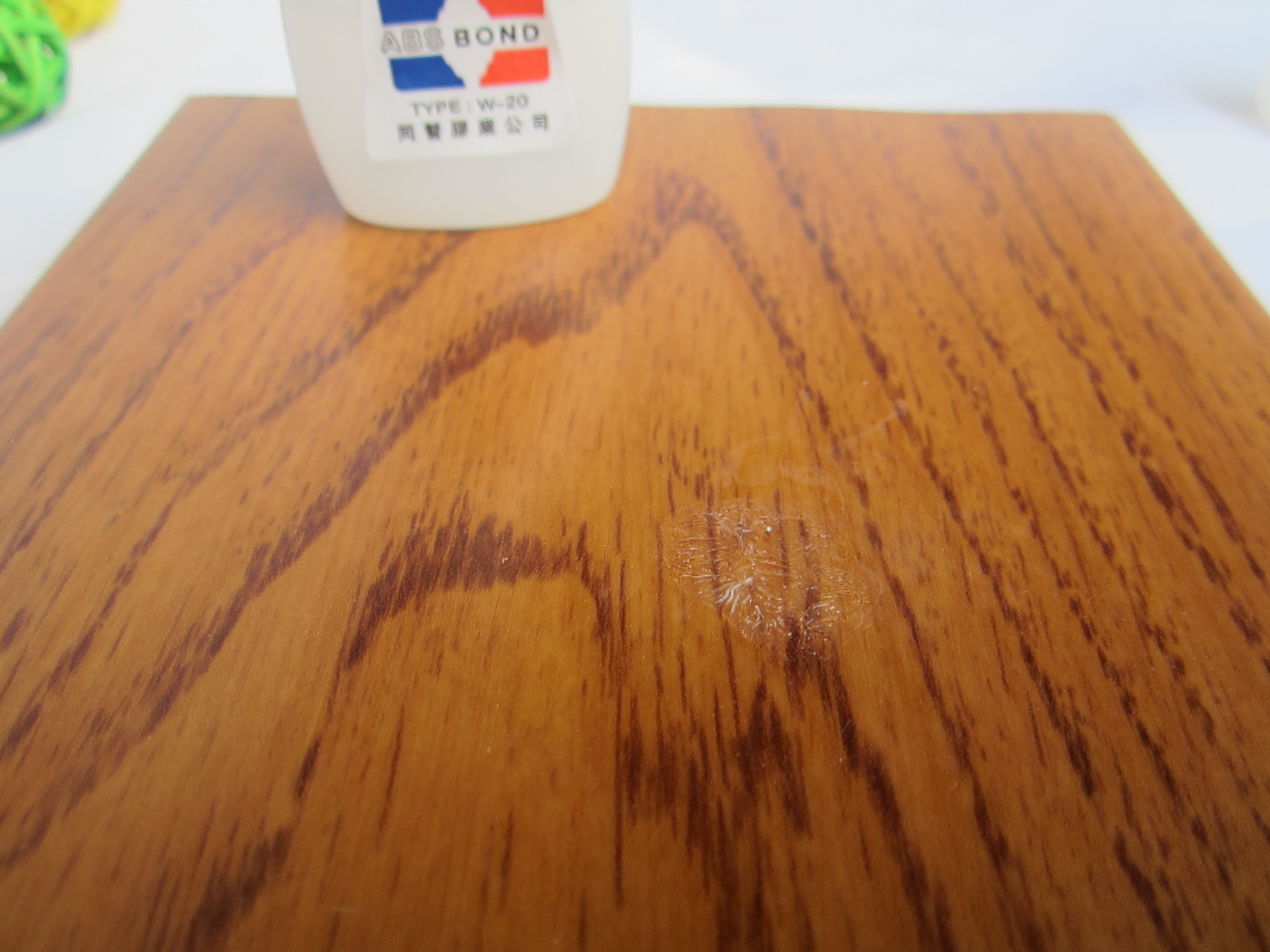 502胶水怎么去除掉,502胶水怎么洗掉最简单的方法