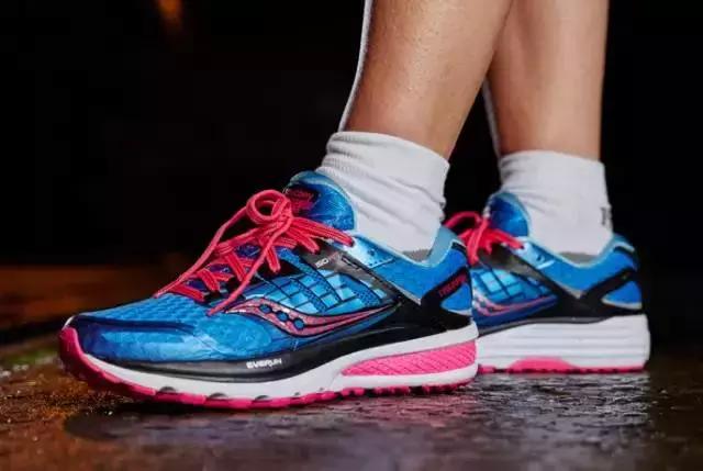 看完后你还觉得鞋子上千块贵吗?