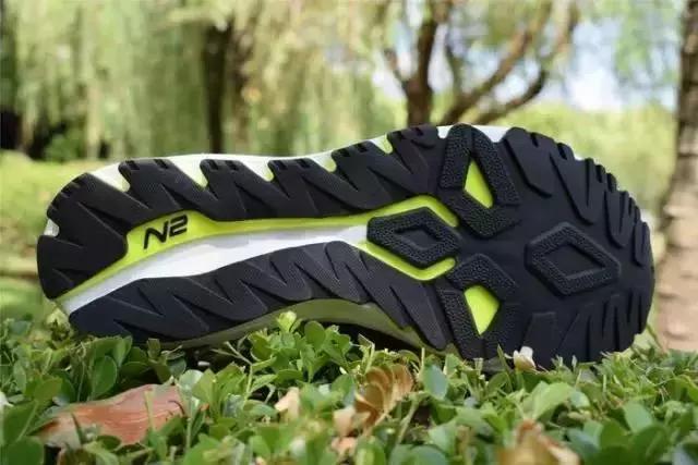 看完后你还觉得鞋子上千块贵吗?