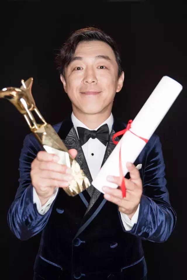 黄渤凭《冰之下》首夺金爵影帝,黄渤封影帝的电影