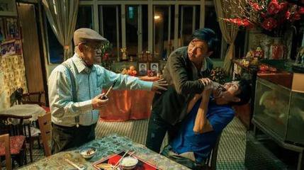 救僵清道夫钱小豪手拿的剑,救僵清道夫钱小豪