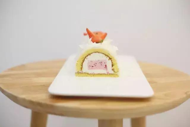 厦门开了一家北欧风蛋糕店!满眼Tiffany蓝!还有可爱到爆的可妮兔、布朗熊……