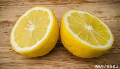 柠檬泡酒做法视频,10斤柠檬泡酒冰糖和柠檬比例