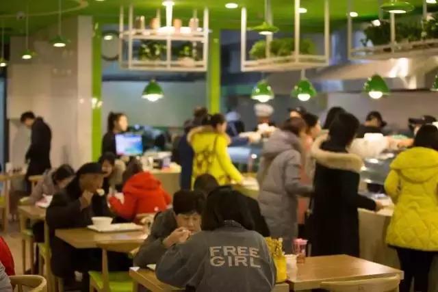 临沂史晓东将煎饼卖向全国,山东临沂煎饼哪里最好