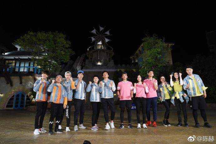 奔跑吧第一季李沁林志玲,奔跑吧林志玲李沁唐艺昕完整视频