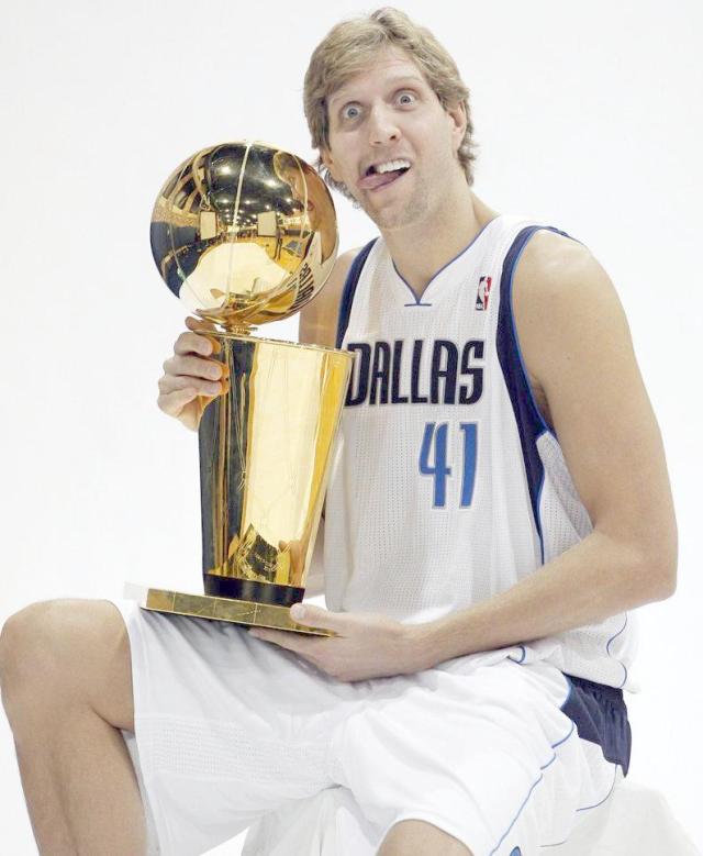 德克诺维茨基入名人堂,德克诺维茨基传记