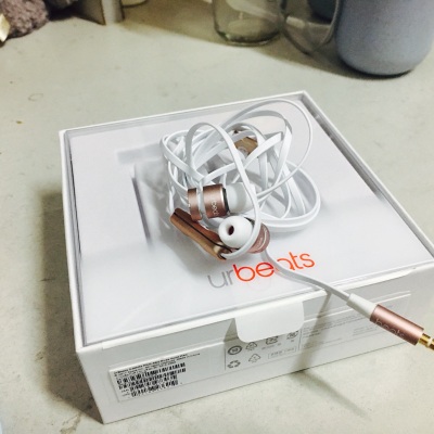 面条耳机的颜值与才华能否兼得