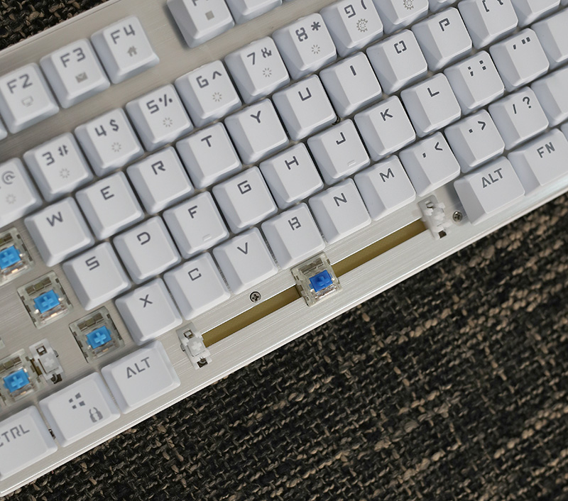 宜博的机械键盘怎么样,宜博k725键盘测评