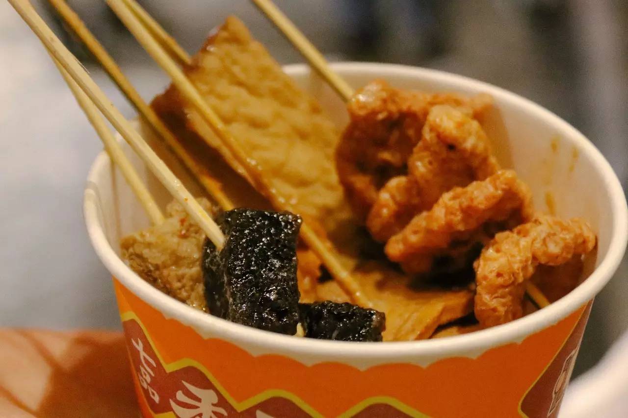 最吸引人的美食一条街推荐,7条吃货必打卡的美食街