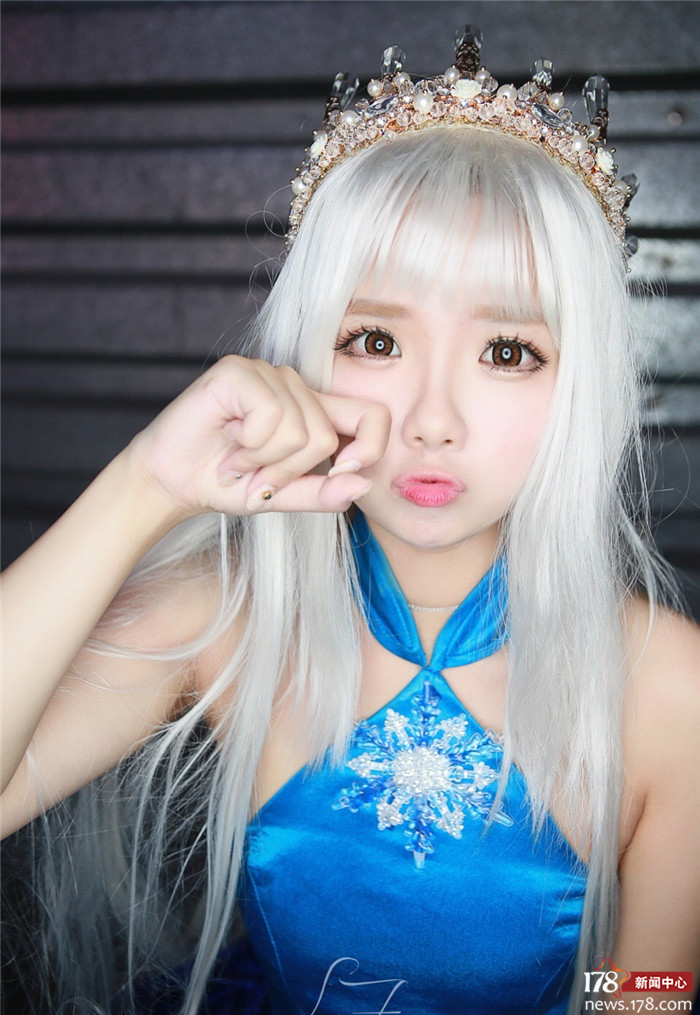 一起扒Showgirl:可爱又迷人的二次元美女小婕酱