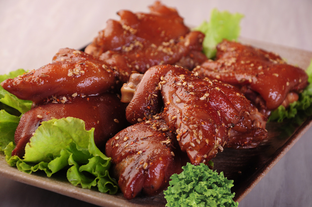 烤猪蹄的前景和利润,卖烤猪蹄一个月能挣多少钱