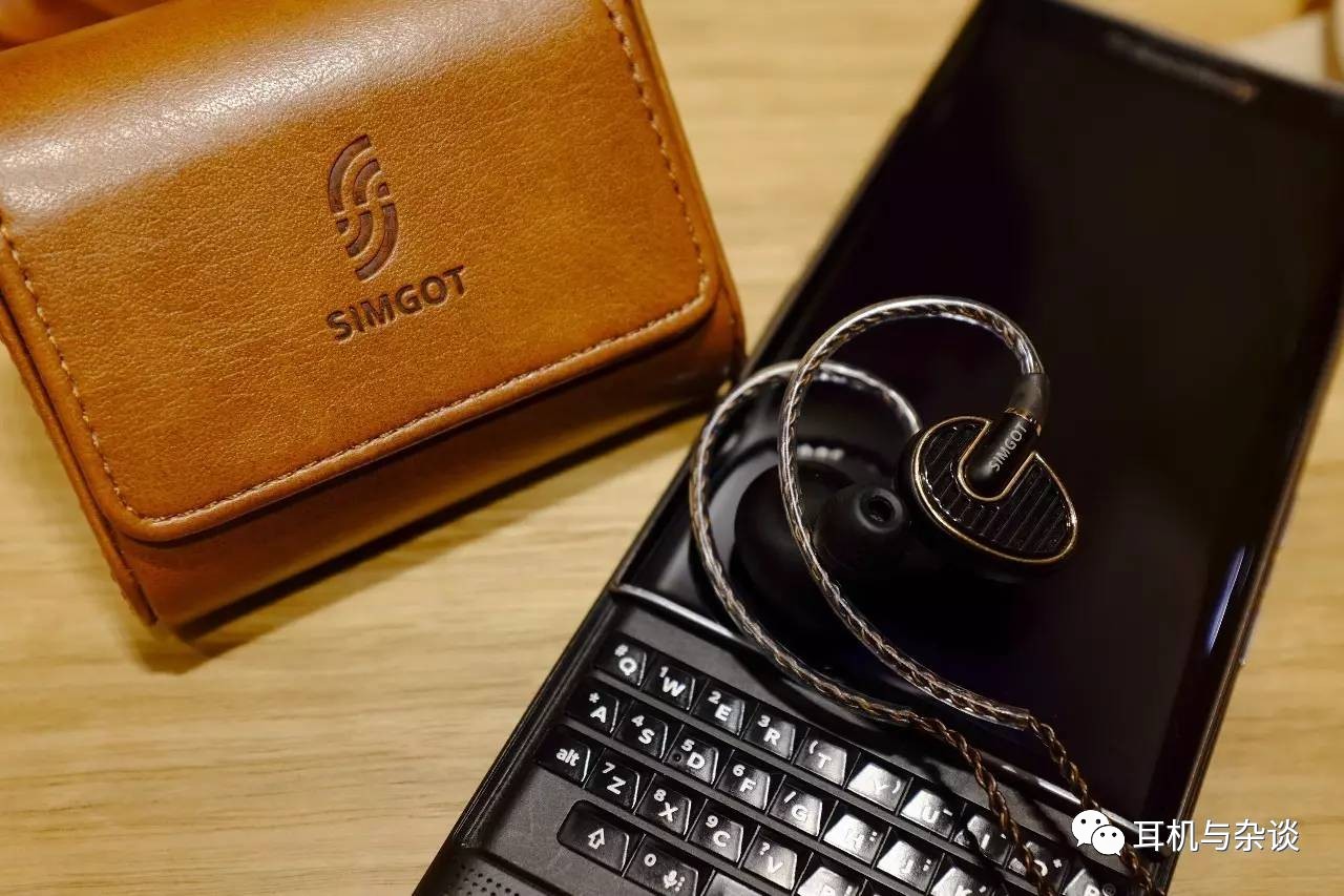 铜雀en700bass对比en700pro,兴戈铜雀en700和700pro有什么区别