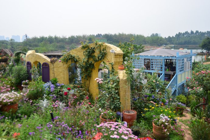 花园拜访,成都玛莉亚色彩花园电话