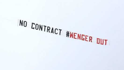 足球场上的奇葩操作,足球上的奇葩场面