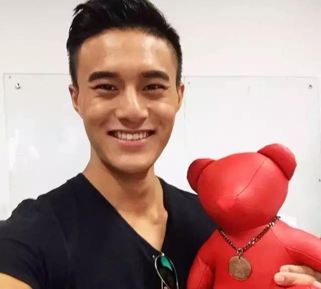 体育生毕业后，竟做了男模！