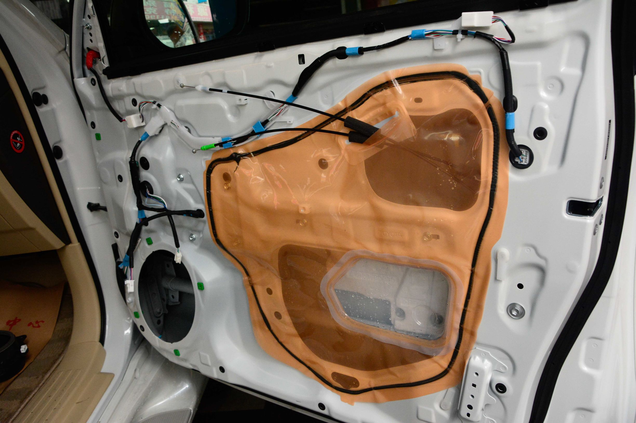 阿尔派360全景一体机普拉多,阿尔派普拉多专用音响