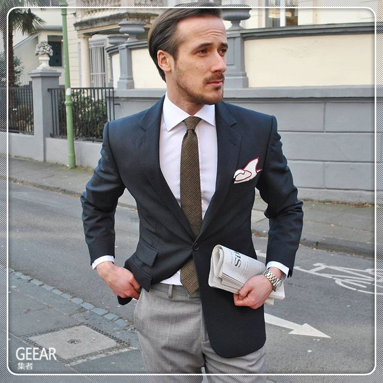 这位德国的时尚博主撞脸爱乐之城男主角RyanGosling