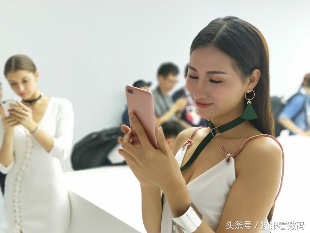 oppor11手机测评是否值得入手,oppor11s测评玩王者荣耀