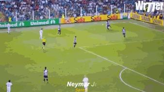 桑巴足球内马尔彩虹过人,经典十大足球精彩瞬间