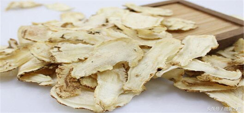 爱酒之人总是自己泡药酒，但药酒的功效您真不一定知道