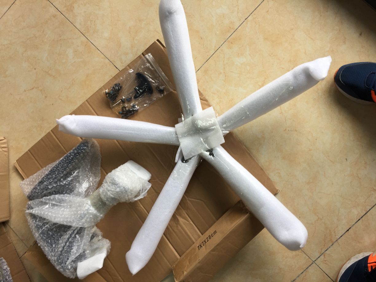 1000多元神级别达宝利电脑椅，性价比很高，告别久坐