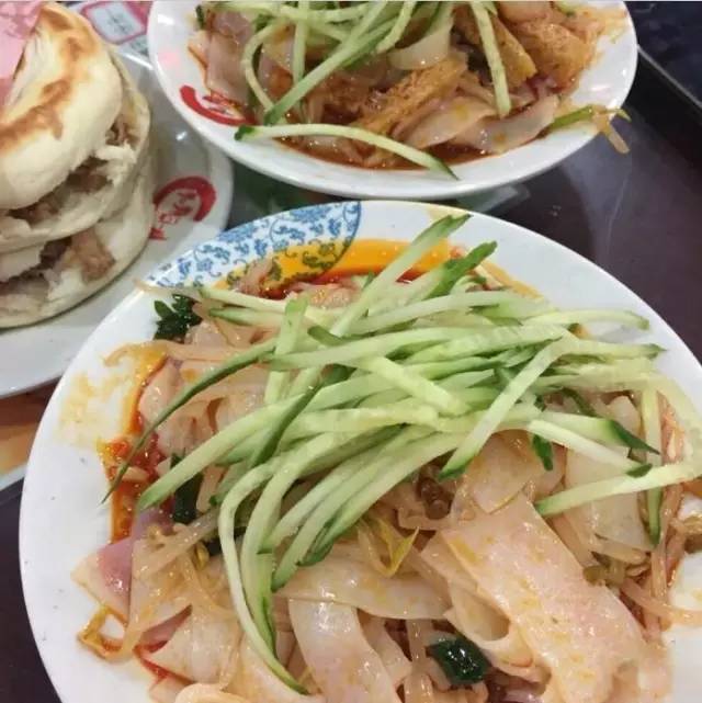 凉皮凉面什么地方的好吃,凉皮凉面哪里最好吃