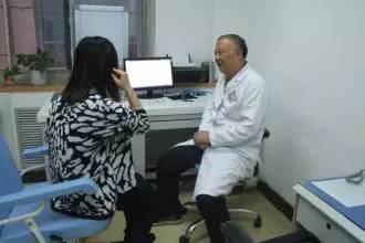 「专家来啦」家门口可以看北京专家啦！解放军空军总医院耳鼻喉专家王玉珩来夏邑二院坐诊，预约立减200元！