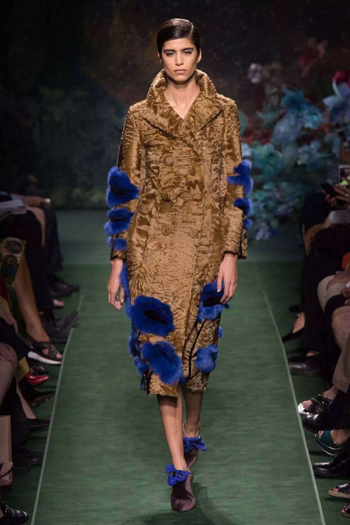 高定时装周,高定时装周童模秀