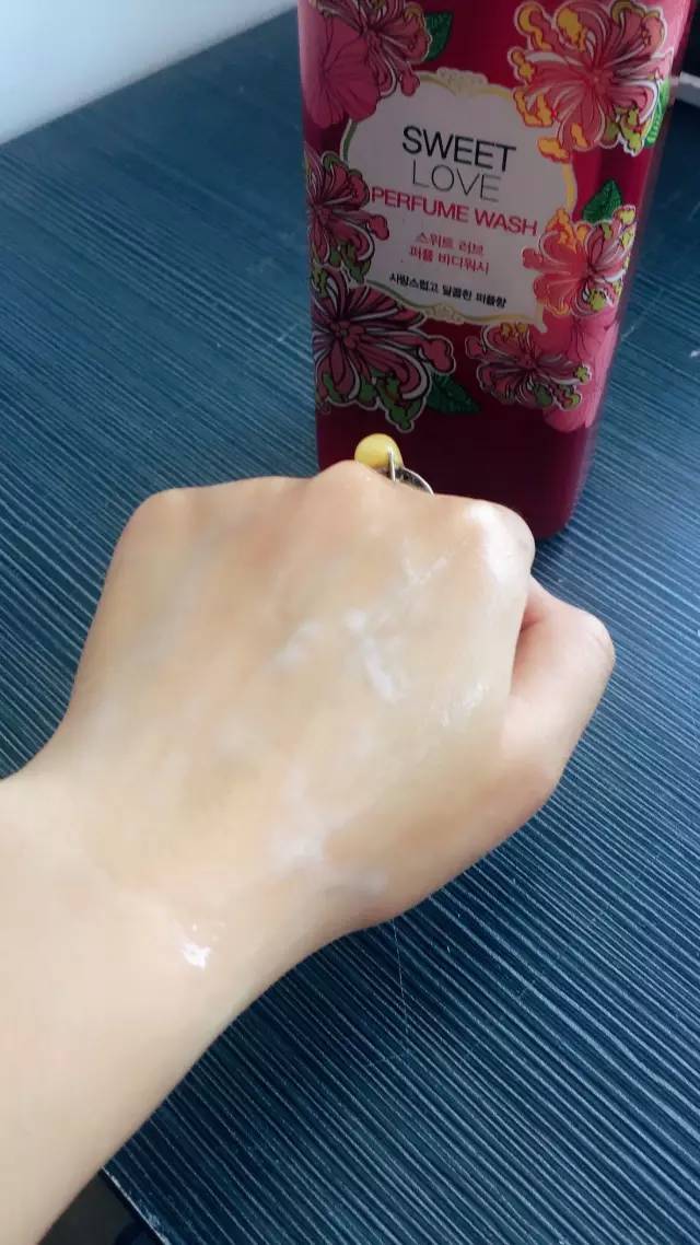 微歌祖玛龙氨基酸沐浴露,英佳祖玛珑经典香氛沐浴露