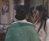 丈夫床下安窃听器,丈夫在妻子车里安装窃听器犯法吗