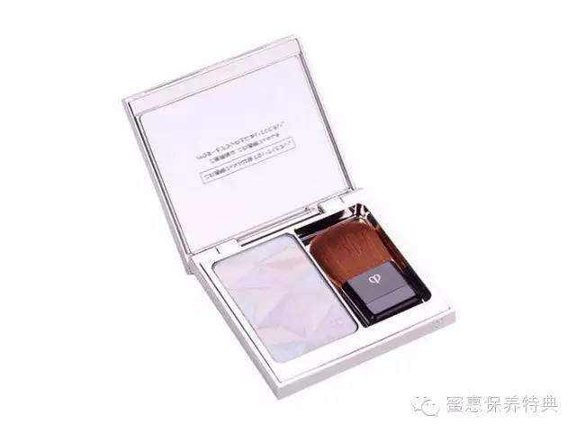 初秋新款轻熟时尚套装女,5款单品搞定裸妆