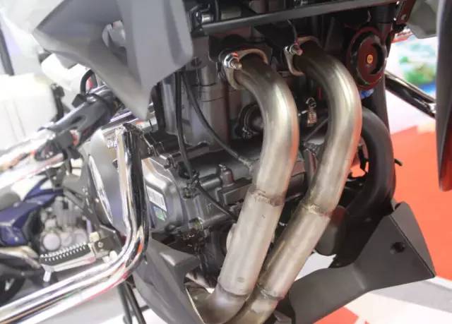 蓝巡300新款价格,300蓝圈夜光效果