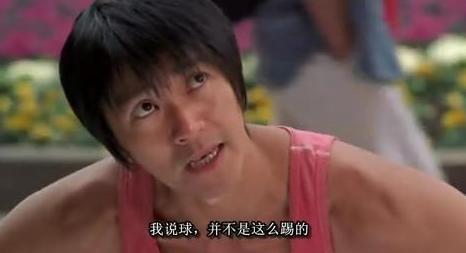 周星驰电影吴孟达被雷倒的场面,周星驰吴孟达审死官片段