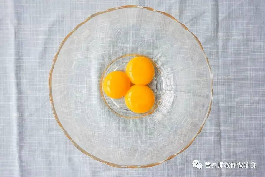 学会这一招以后零食随便买放心吃,做出了超强的补钙小零食