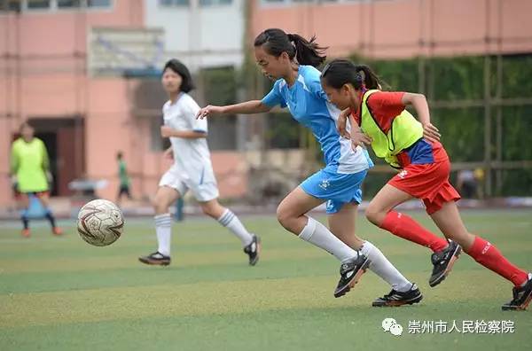 四川成都一小学足球,学校足球队毫无悬念夺冠