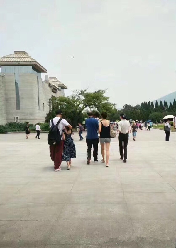 马伊琍离婚后带孩子去探班文章,马伊琍怎么处理小三的