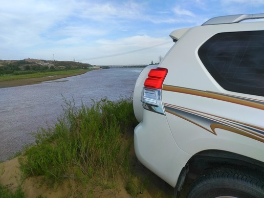 背着媳妇花30万买了台二手普拉多豁沙子,差点没被骂死!