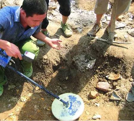 古玩市场真有捡大漏的吗,古玩大集有漏可以捡吗